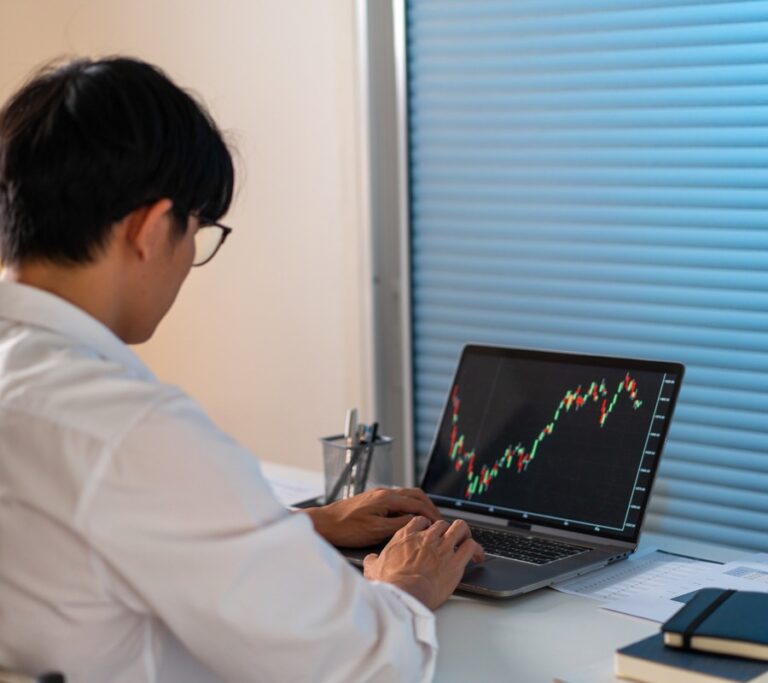 aplikasi-trading-terbaik