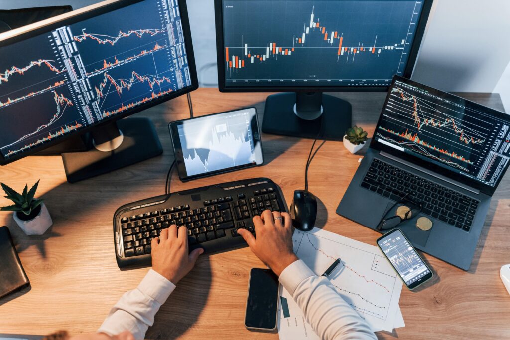 candlestick-dengan-moving-average-rsi.