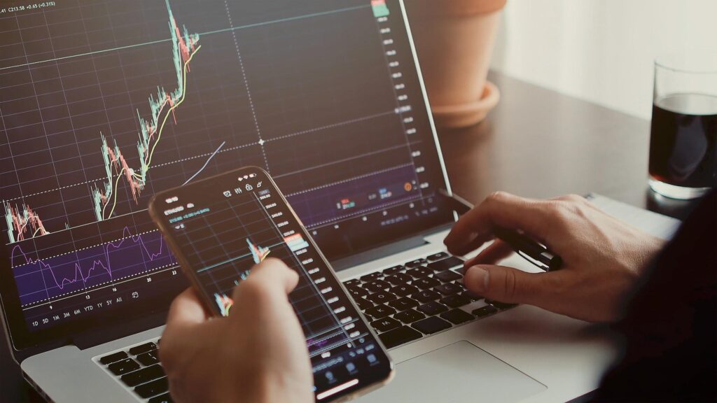 analisis-teknikal-fundamental-trading