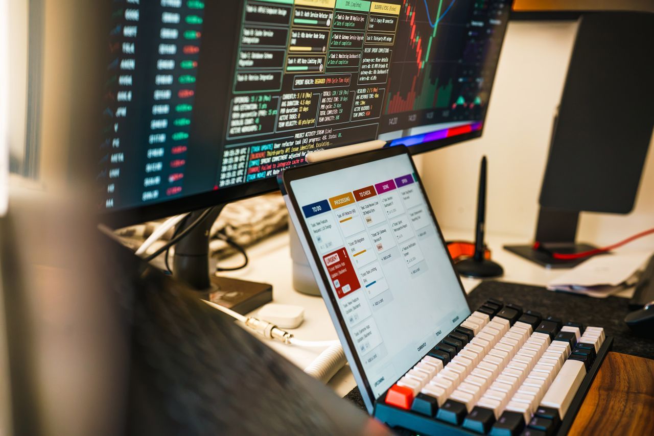 belajar-forex-untuk-pemula-dengan-laptop
