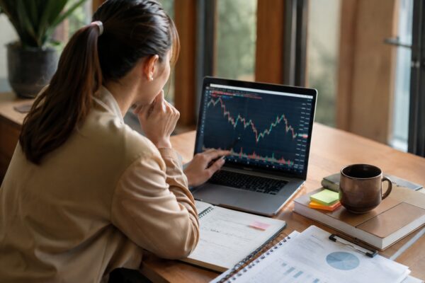 belajar-trading-pemula-menganalisis-chart